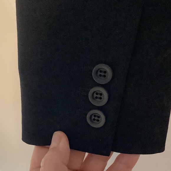 Liz Claiborne Black Wool Blend Business Blazer - Size 4 - Picture 4 of 4